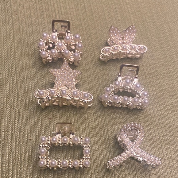 Accessories - Set of 6 faux Pearl-Accent Mini Hair Clip Set - Silvertone NWOT